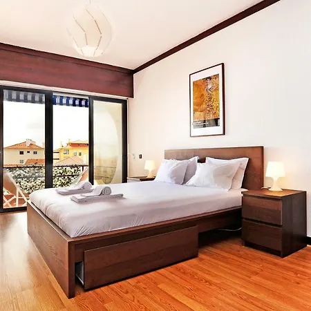 Sunset Balcony In - Checkinhome